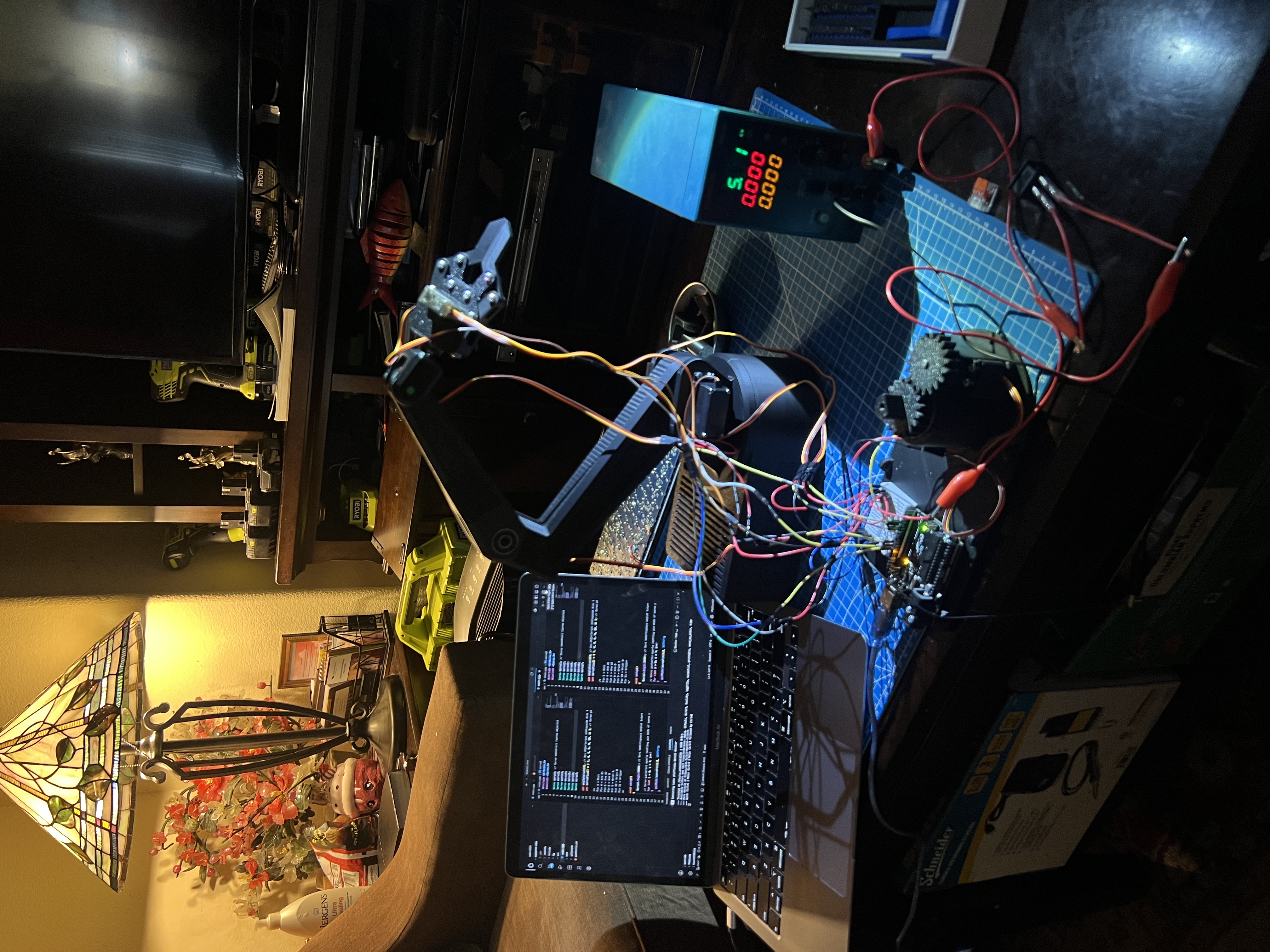 Six-degree-of-freedom robotic arm